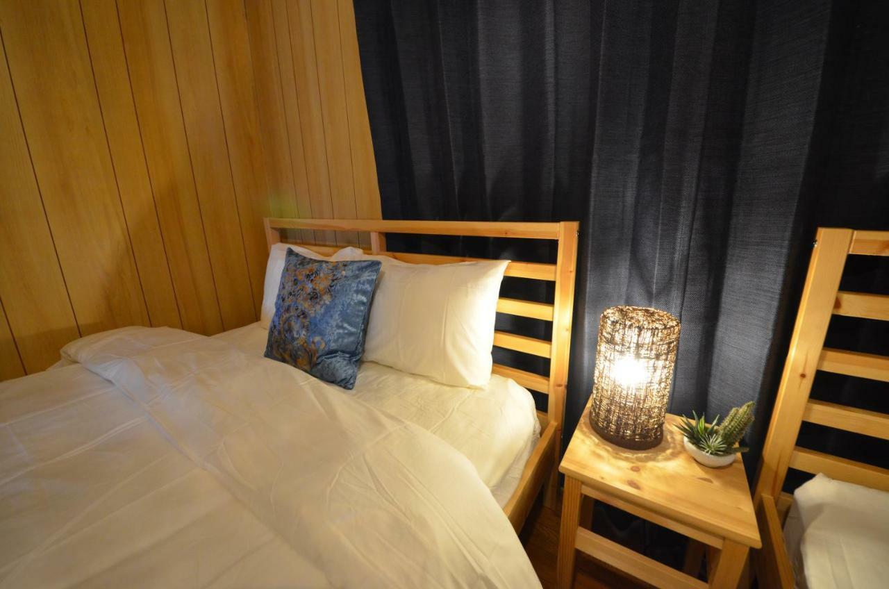 Private Room Rosso Ōsaka Exterior foto