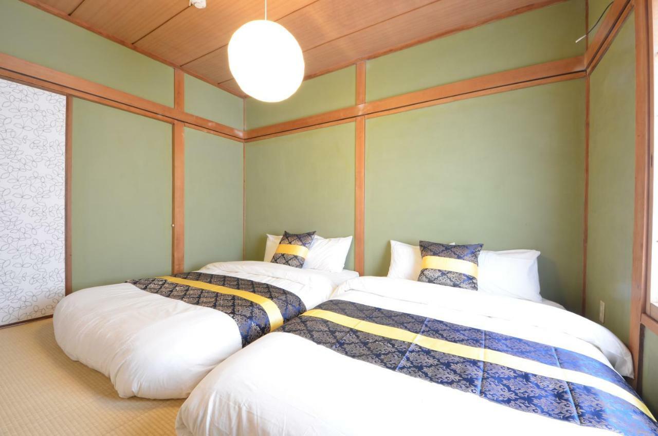 Private Room Rosso Ōsaka Exterior foto